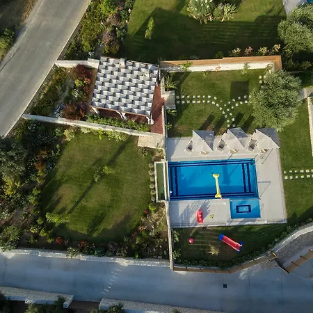 Olive Garden Villa Perama (Crete)